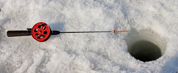 Что нужно для зимней рыбалки для начинающих, видео: